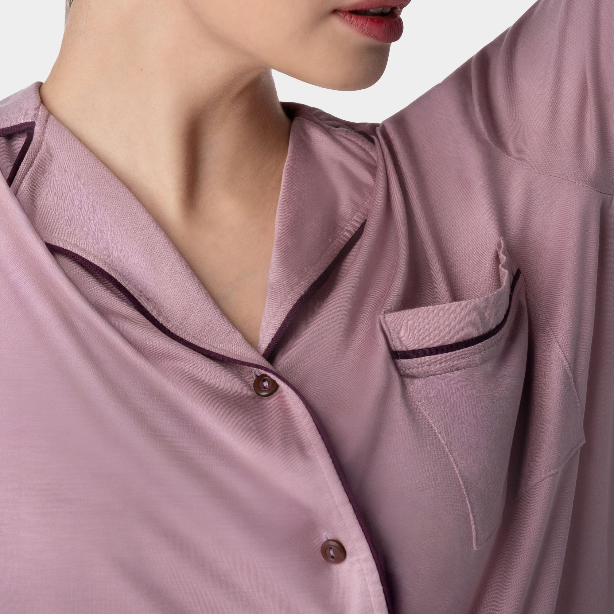 Կանացի գիշերազգեստի հավաքածու